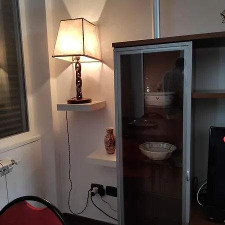 Apartment Mythos -dimora Degli Artisti
